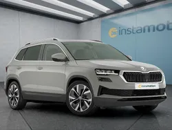 Grau Neu 2025 Skoda Karoq SUV | 35.949 € (Fairer Preis)