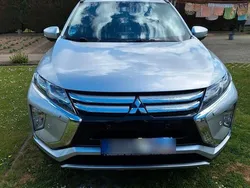 Silber Gebraucht 2018 Mitsubishi Eclipse Cross Top SUV | 16.490 € (Fairer Preis)