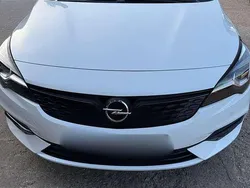 Weiß Gebraucht 2020 Opel Astra Ultimate Limousine | 12.300 € (Guter Preis)