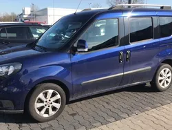 Blau Gebraucht 2019 Fiat Doblò Van / Kleinbus | 12.200 € (Fairer Preis)