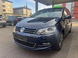 Night blue Gebraucht 2016 VW Sharan Highline Van / Kleinbus | 17.990 € (Guter Preis)