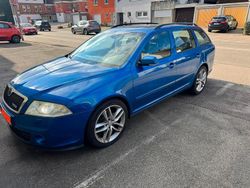 Blau Gebraucht 2006 Skoda Octavia RS Kombi | 5.100 €
