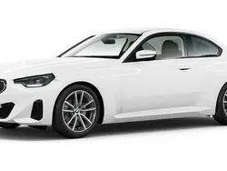 Weiß Gebraucht 2024 BMW 218 Shadowline Coupé | 35.589 € (Guter Preis)