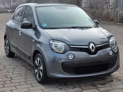 Grau Gebraucht 2017 Renault Twingo LIMITED Kleinwagen | 5.490 € (Fairer Preis)
