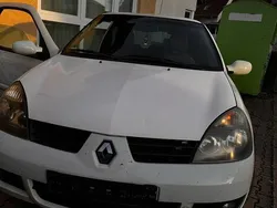 Weiß Gebraucht 2008 Renault Clio II Campus Kleinwagen | 650 €