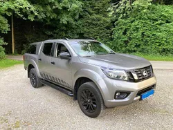 Grau Gebraucht 2018 Nissan Navara N-Guard Abholung | 24.900 € (Fairer Preis)