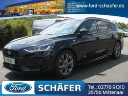 Obsidianschwarz metallic Gebraucht 2023 Ford Focus ST-Line X Kombi | 26.990 € (Fairer Preis)