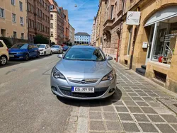 Silber Gebraucht 2010 Opel Astra GTC Coupé | 8.500 €