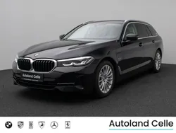 Saphirschwarz metallic475schwarz Gebraucht 2021 BMW 530e Sport Line Limousine | 29.999 € (Superpreis)