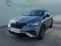 Grau Gebraucht 2023 Renault Arkana SUV | 28.599 € (Fairer Preis)