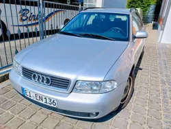 Silber Gebraucht 2000 Audi A4 Kombi | 750 € (Superpreis)