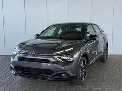 Gris platinum (metallic) Gebraucht 2024 Citroën C4 Limousine | 19.499 € (Guter Preis)