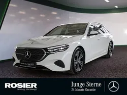 Weiss / polarweiß Gebraucht 2024 Mercedes E450 Advanced Plus Kombi | 64.670 €