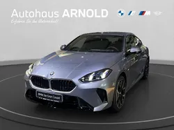 Skyscraper grau metallic Neu 2025 BMW 220 Performance Coupé | 47.600 € (Fairer Preis)