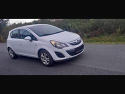 Weiß Gebraucht 2014 Opel Corsa Kleinwagen | 5.300 € (Fairer Preis)