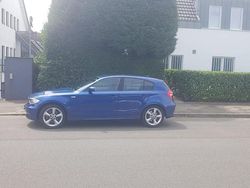 Blau Gebraucht 2007 BMW 123 Kleinwagen | 8.400 €