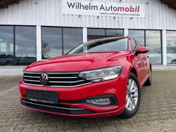 Rot Gebraucht 2023 VW Passat Business Kombi | 22.490 € (Superpreis)
