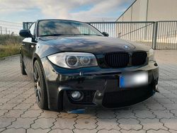 Schwarz Gebraucht 2011 BMW 118 Coupé Advantage Coupé | 9.500 € (Fairer Preis)