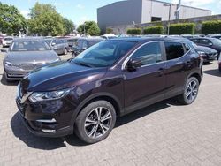Violet Gebraucht 2018 Nissan Qashqai N-Connecta SUV | 15.900 € (Fairer Preis)