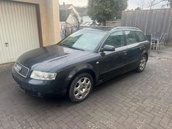 Schwarz Gebraucht 2004 Audi A4 Kombi | 1.400 € (Guter Preis)