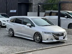 Silber Gebraucht 2010 Honda Odyssey Van / Kleinbus | 13.990 €