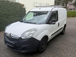 Weiß Gebraucht 2017 Opel Combo Van / Kleinbus | 6.498 € (Superpreis)