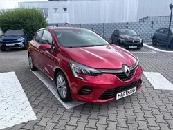 Dezirrot metallic (rot) Gebraucht 2021 Renault Clio V Experience Limousine | 11.950 € (Guter Preis)