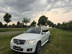 Weiß Gebraucht 2009 Mercedes GLK350 Edition 1 SUV | 21.900 €