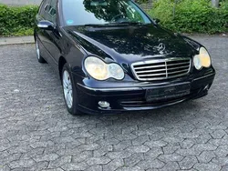 Schwarz Gebraucht 2004 Mercedes C200 Avantgarde Kombi | 1.500 € (Guter Preis)