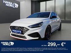 Weiss / serenity white (metallic) Gebraucht 2023 Hyundai i30 Limousine | 30.950 € (Etwas zu teuer)