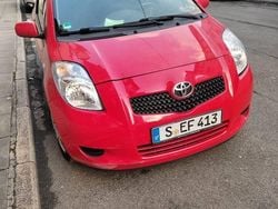 Rot Gebraucht 2006 Toyota Yaris Executive Limousine | 2.800 € (Guter Preis)