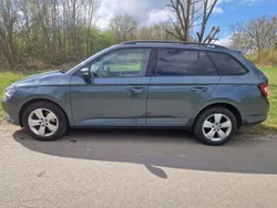 Grau Gebraucht 2018 Skoda Fabia Style Kombi | 10.700 € (Guter Preis)