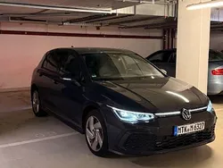 Grau Gebraucht 2020 VW Golf VIII GTE Limousine | 19.900 € (Guter Preis)