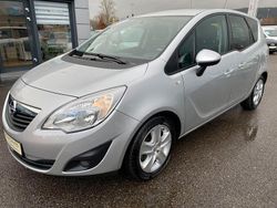 Silber Gebraucht 2011 Opel Meriva Design Edition Van / Kleinbus | 5.450 € (Fairer Preis)