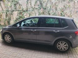 Grau Gebraucht 2017 VW Golf Sportsvan Sound Van / Kleinbus | 7.899 € (Fairer Preis)