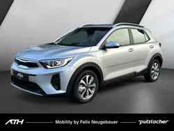 Sparkling silver Neu 2024 Kia Stonic Vision SUV | 24.500 € (Etwas zu teuer)