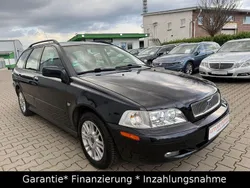 Schwarz Gebraucht 2003 Volvo V40 Kombi | 1.900 € (Etwas zu teuer)