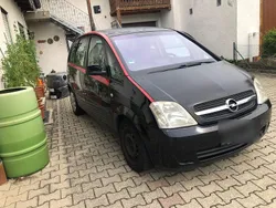 Schwarz Gebraucht 2003 Opel Meriva Van / Kleinbus | 500 € (Guter Preis)