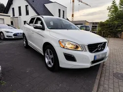 Weiß Gebraucht 2011 Volvo XC60 R-Design SUV | 9.950 €