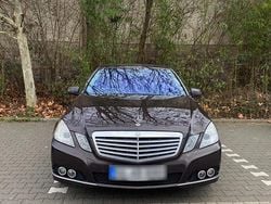 Braun Gebraucht 2010 Mercedes E220 Elegance Limousine | 7.500 € (Superpreis)