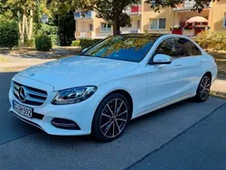 Weiß Gebraucht 2015 Mercedes C180 Avantgarde Edition Limousine | 18.199 € (Fairer Preis)