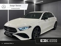 Weiß Gebraucht 2024 Mercedes A200 AMG line Limousine | 31.900 € (Fairer Preis)
