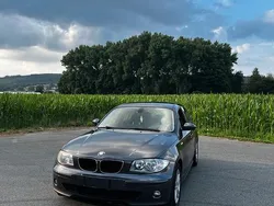 Grau Gebraucht 2006 BMW 118 Kleinwagen | 2.700 € (Fairer Preis)