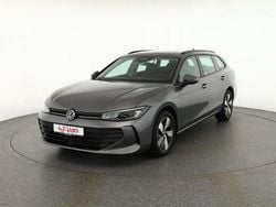 Grau Gebraucht 2024 VW Passat Kombi | 30.990 € (Fairer Preis)
