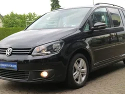 Schwarz Gebraucht 2012 VW Touran Match Van / Kleinbus | 7.990 € (Guter Preis)