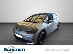 Scale silver metallic (metallic) Gebraucht 2024 VW ID.3 Pro Kleinwagen | 32.900 € (Teuer)