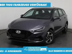 Silber, shimmering silver (r2t) Neu 2025 Hyundai i30 Edition Kombi | 22.890 € (Guter Preis)