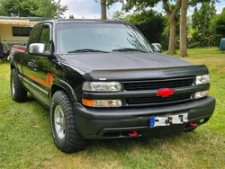 Schwarz Gebraucht 2002 Chevrolet Silverado SUV | 11.900 €