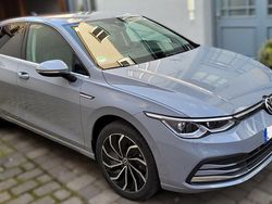 Grau Gebraucht 2021 VW Golf VIII Style Limousine | 25.999 € (Fairer Preis)