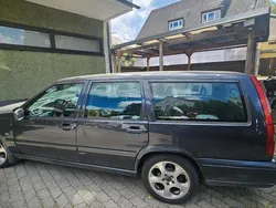 Schwarz Gebraucht 1997 Volvo V70 Kombi | 999 €